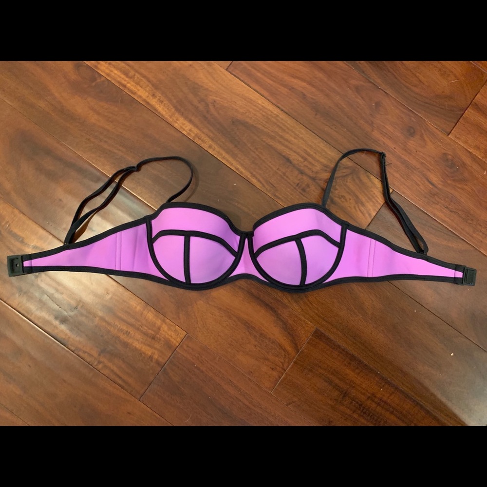 Triangl Bikini top purple